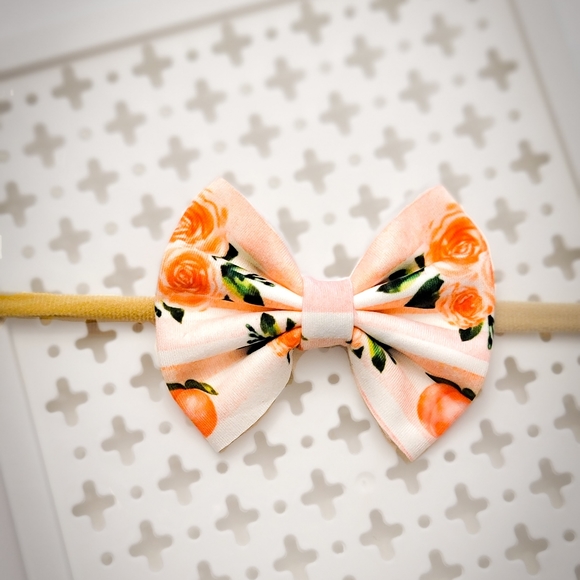 Girls hair bow, handmade hair bow, baby hair bow - Picture 2 of 2